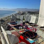 La Choza Vip Roja